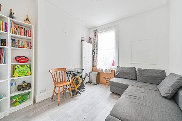 4 Bedroom Terraced House For Sale In Downhills Park Road, , Tottenham, London, N17
