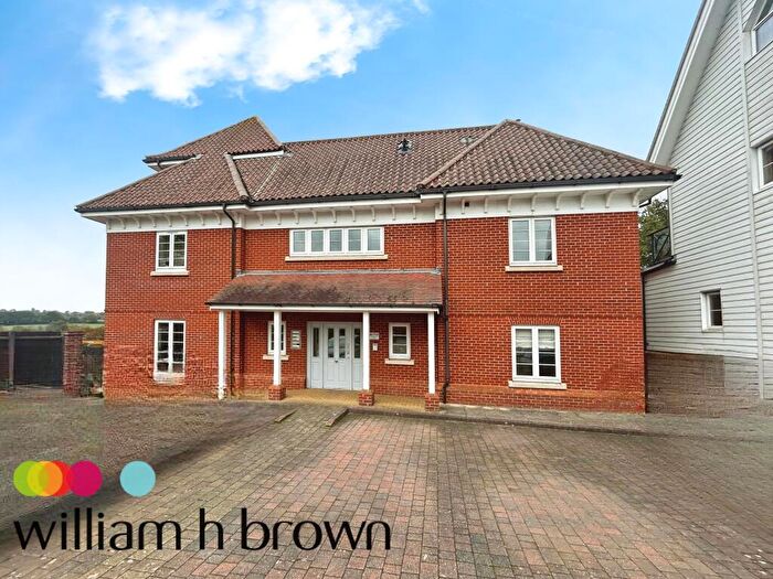 2 Bedroom Apartment To Rent In Braiswick, Colchester, CO4