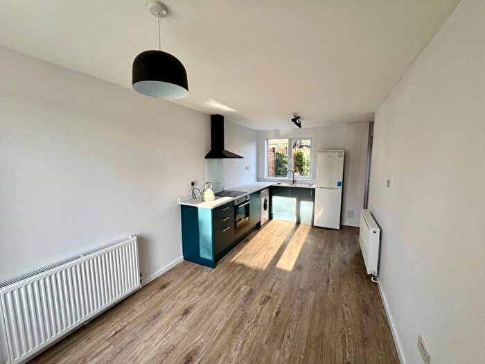 3 Bedroom Terraced House To Rent In Leahurst Crescent, Harborne, B17