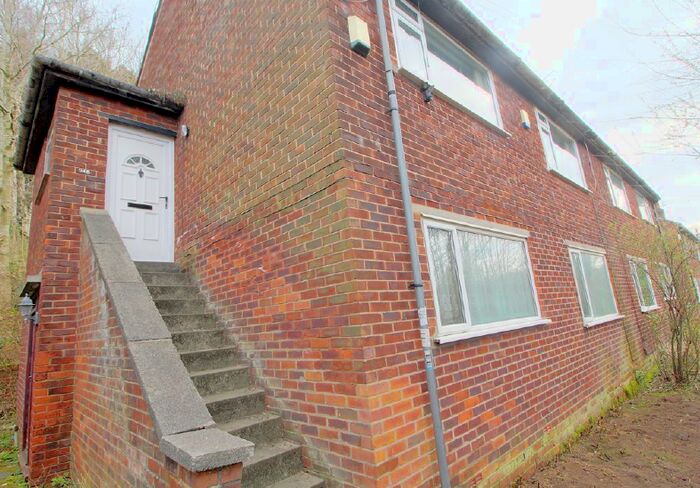 2 Bedroom Maisonette To Rent In Rochdale Road, Blackley, M9