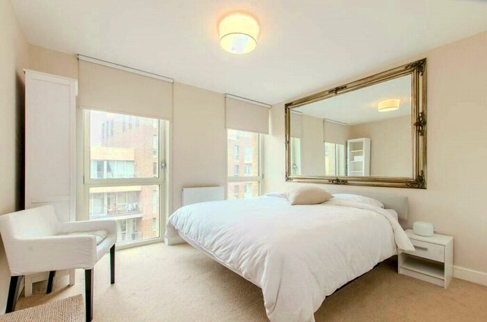 1 Bedroom Flat To Rent In Oxley Square, Bromley-by-Bow, E3