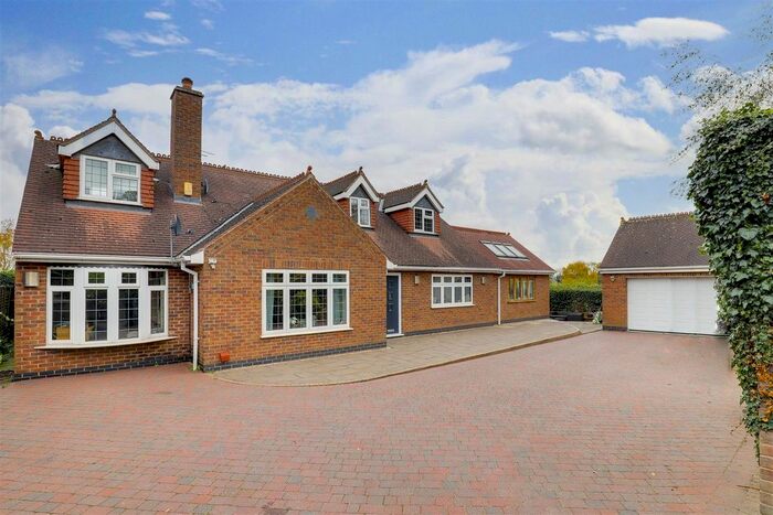 4 Bedroom Detached House For Sale In Cotgrave Lane, Tollerton, Nottinghamshire NG12