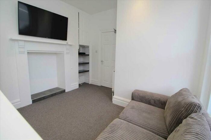 2 Bedroom Apartment To Rent In North Road East, Plymouth, PL4
