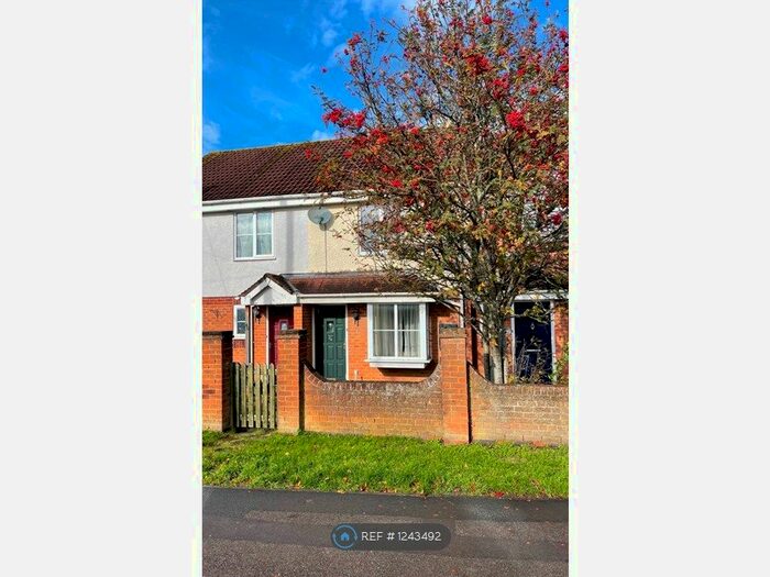2 Bedroom Terraced House To Rent In Victoria Road, Warminster BA12