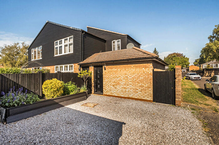 4 Bedroom Semi-Detached House For Sale In Lauradale, Bracknell, Berkshire, RG12