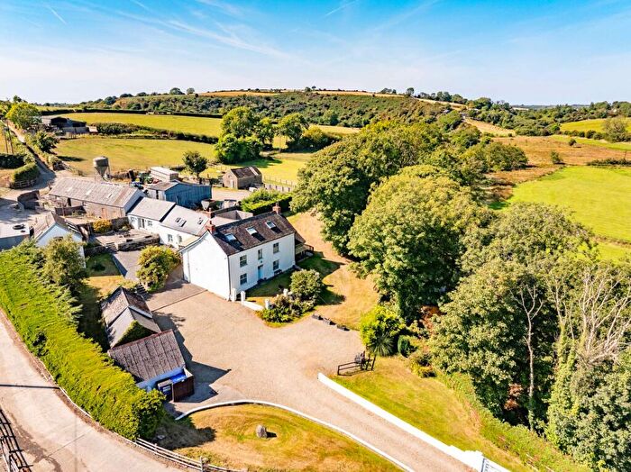 5 Bedroom Smallholding For Sale In Eglwyswrw, Crymych, SA41