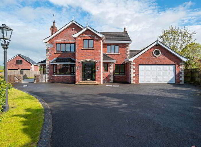 4 Bedroom Detached House For Sale In Hillsborough Road, Dromore, BT25