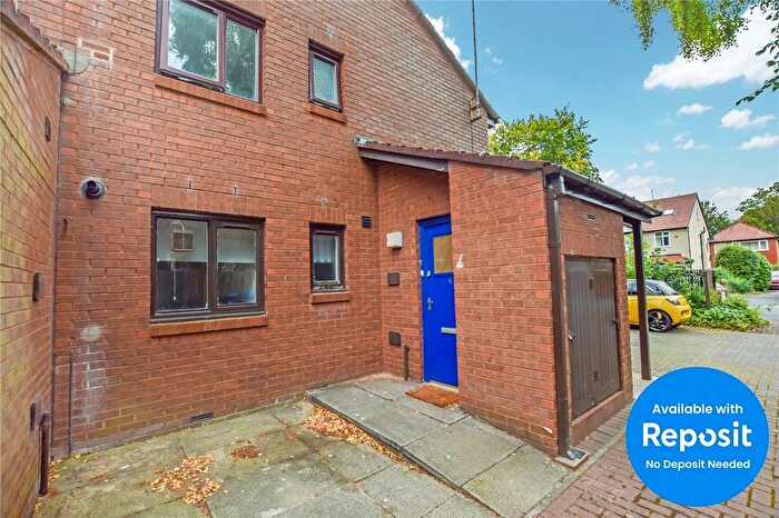 1 Bedroom Flat To Rent In Planetree Walk, Brooklands, M23