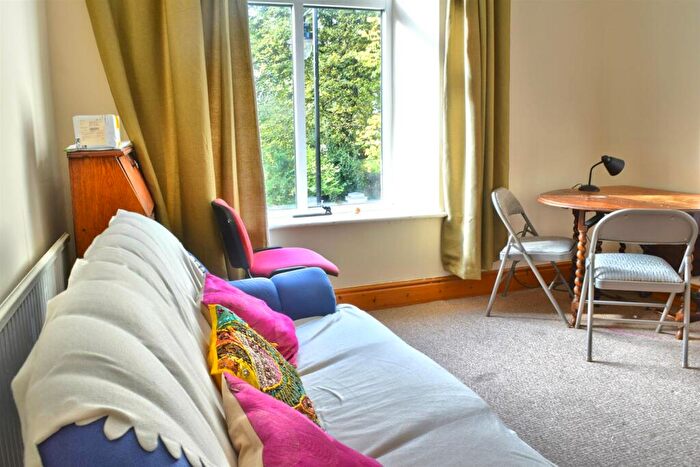 2 Bedroom Flat To Rent In C Parkers Road, Sheffield, S10