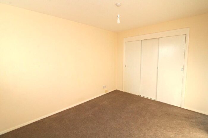2 Bedroom Flat For Sale In Craigard Place, Kinmylies, Inverness., IV3