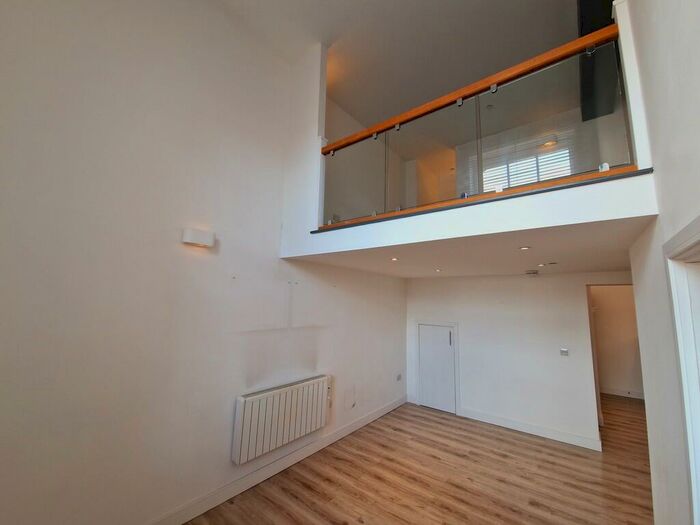 2 Bedroom Apartment To Rent In Victoria Road, Old Town, Swindon, SN1