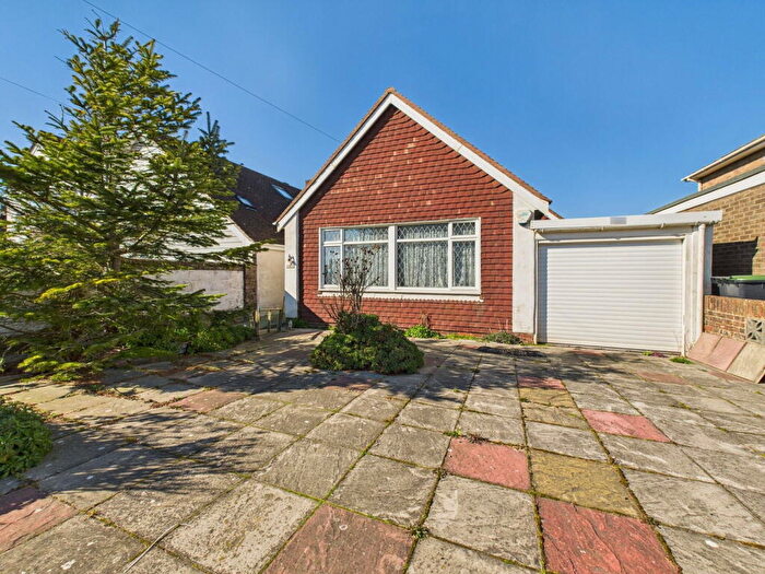 2 Bedroom Detached Bungalow For Sale In Brighton Road, Lancing, BN15