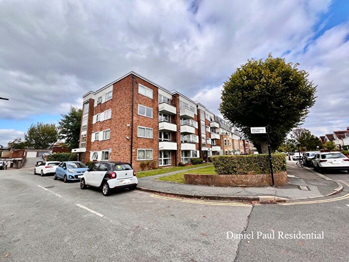 2 Bedroom Flat To Rent In Balmain Close, London, W5