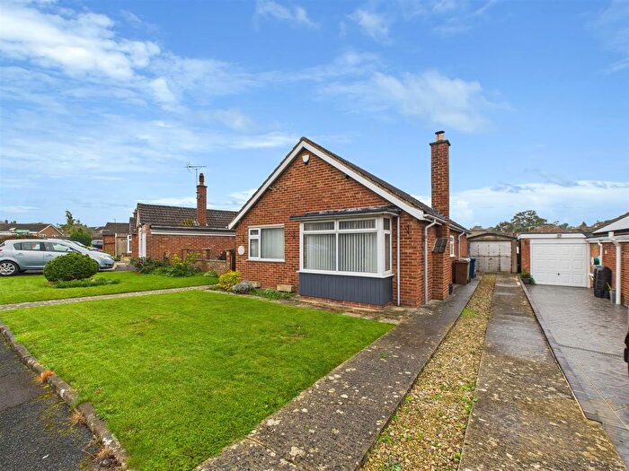 2 Bedroom Detached Bungalow For Sale In Kaybourne Crescent, Churchdown, Gloucester, GL3