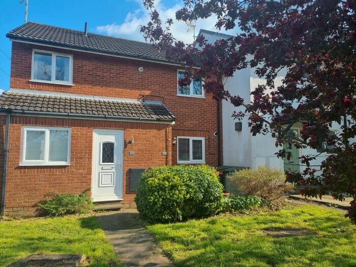 2 Bedroom Flat To Rent In Quay Side, Frodsham, WA6