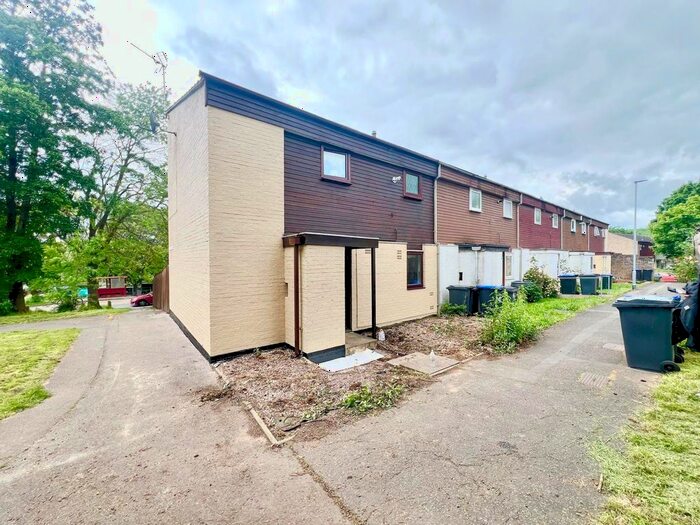 2 Bedroom Property To Rent In Nethermead Court, Abington, Northampton, NN3