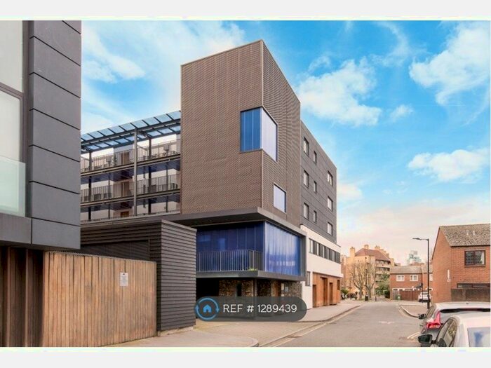 2 Bedroom Flat To Rent In Rothsay Street, London SE1