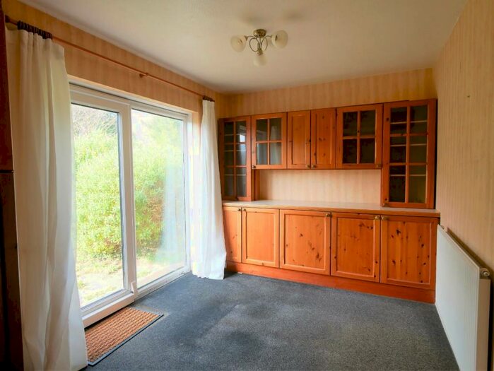 4 Bedroom Detached House For Sale In Winsford Road, Sully, Penarth, CF64