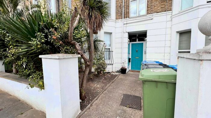 1 Bedroom Flat To Rent In Vicarage Park, London, SE18