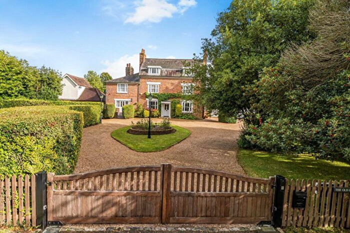 7 Bedroom Detached House For Sale In Leaves Green Road, Keston, Kent, BR2