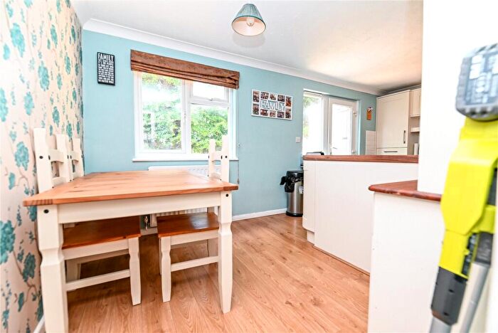 3 Bedroom Terraced House For Sale In Woodvale Gardens, New Milton, Hampshire, BH25