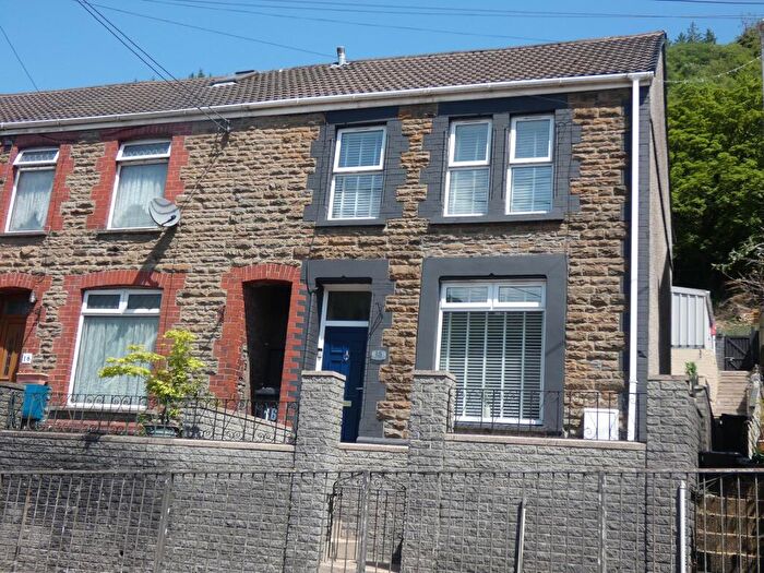 3 Bedroom End Of Terrace House For Sale In Twynpandy, Pontrhydyfen, Port Talbot., SA12
