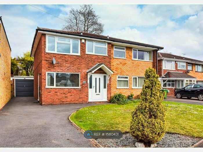 3 Bedroom Semi-Detached House To Rent In Clee View Road, Wombourne, Wolverhampton, WV5