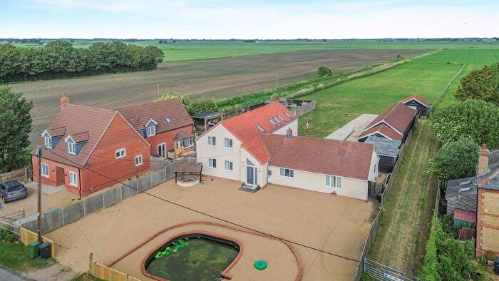 4 Bedroom Detached House For Sale In The Drove, Barroway Drove, Downham Market, PE38