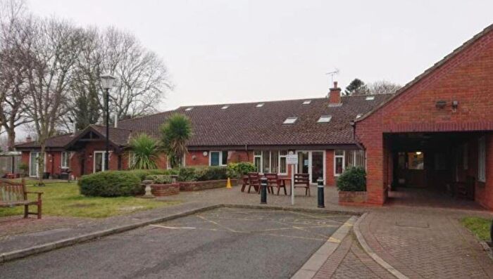 1 Bedroom Apartment To Rent In Sarge Close, Holton-Le-Clay, Grimsby, DN36
