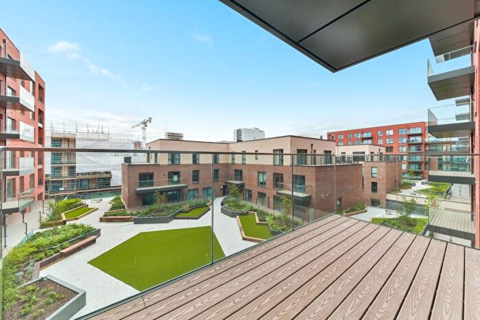 2 Bedroom Apartment To Rent In Queenscroft House, Thonrey Close, London, NW9