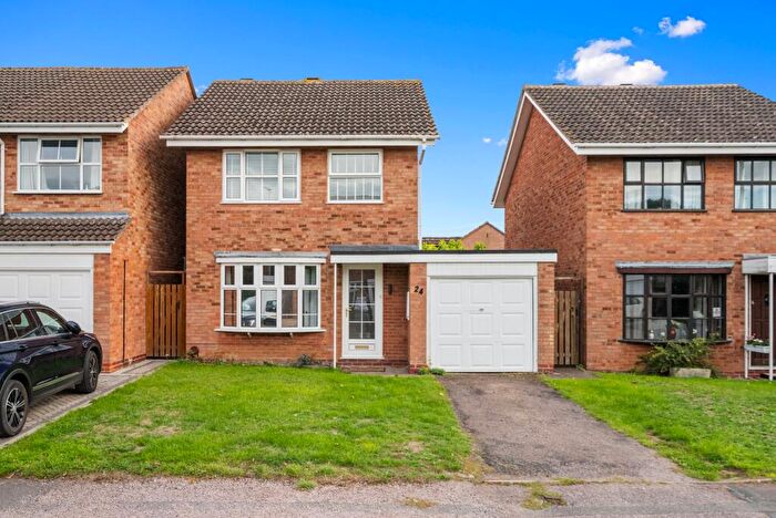 3 Bedroom Detached House For Sale In Glebe Close, Bidford-On-Avon, B50