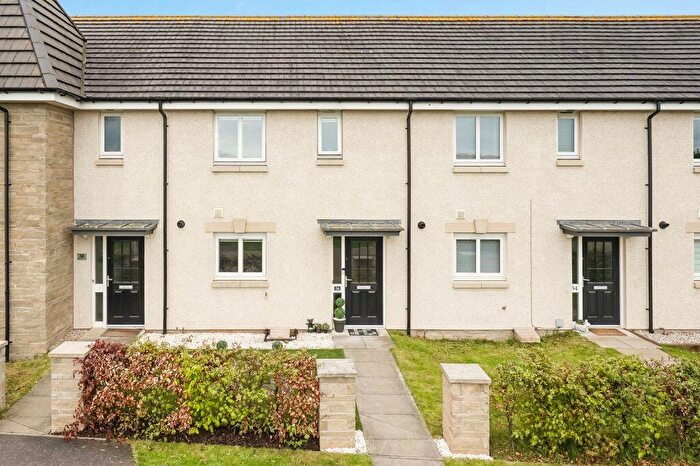 3 Bedroom Terraced House For Sale In Castell Maynes Crescent, Bonnyrigg, EH19