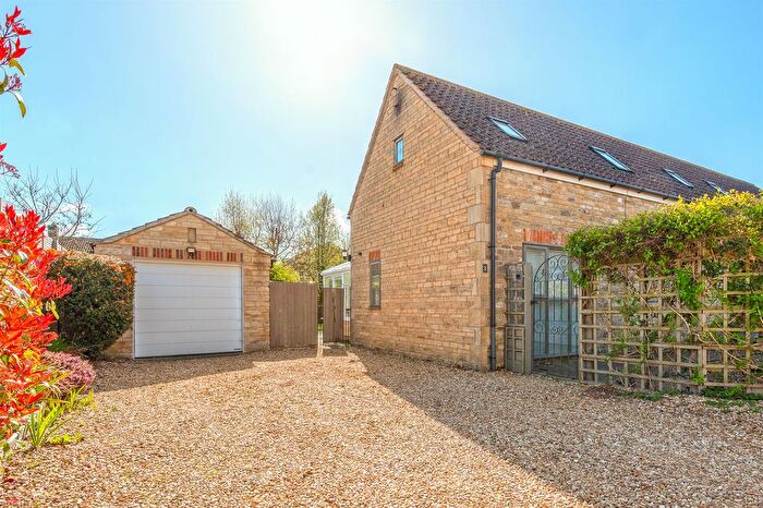 4 Bedroom Barn Conversion For Sale In Kennel Hill, Brigstock, Kettering, NN14