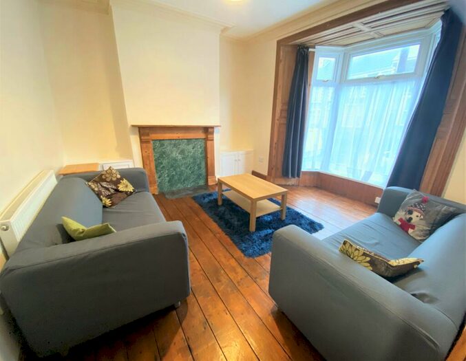 4 Bedroom House To Rent In Norfolk Street, Mount Pleasant, Swansea, SA1