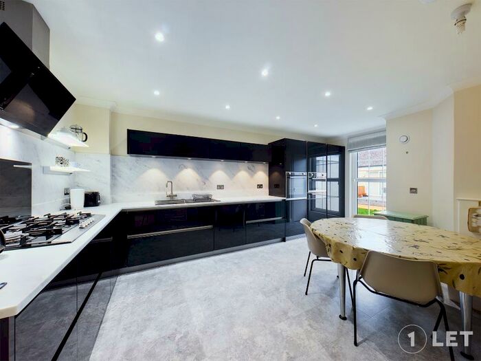 1 Bedroom Flat To Rent In Hope Lane North, Portobello, Edinburgh, EH15