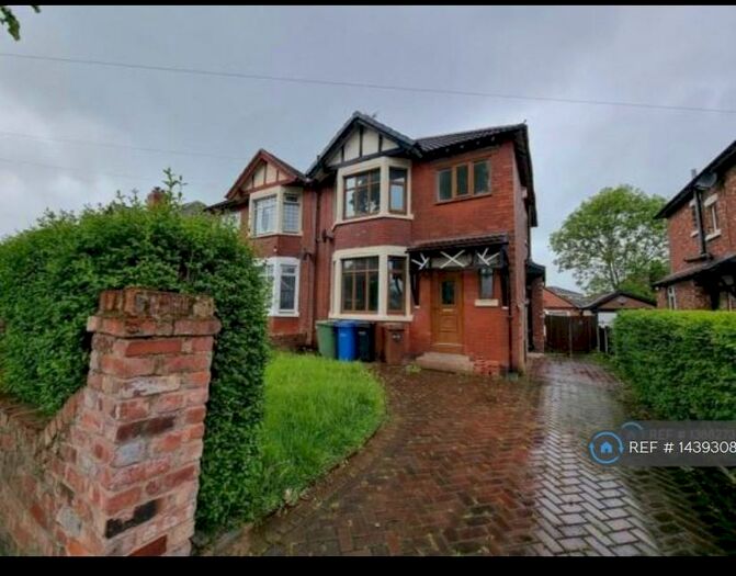 3 Bedroom Semi-Detached House To Rent In Adswood Road, Stockport, SK3