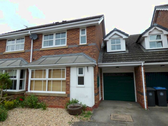 3 Bedroom Semi-Detached House To Rent In Ascot Close, Stratford-upon-Avon, CV37