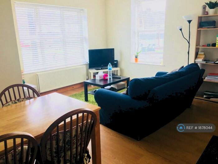 1 Bedroom Flat To Rent In Lower Hanham Road, Hanham, Bristol, BS15