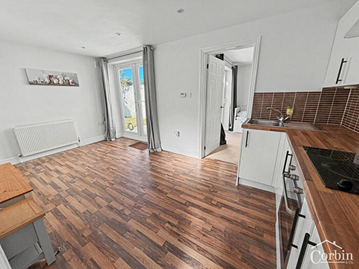 1 Bedroom Flat For Sale In Northbourne Avenue, Bournemouth, BH10