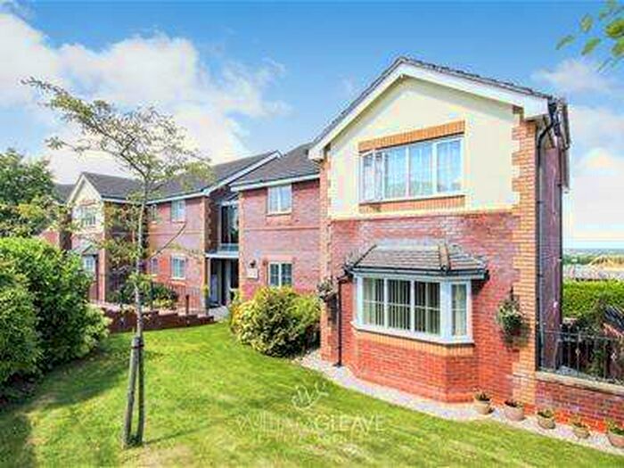 2 Bedroom Apartment Flat For Sale In Llys Y Graig, Brynybaal, CH7