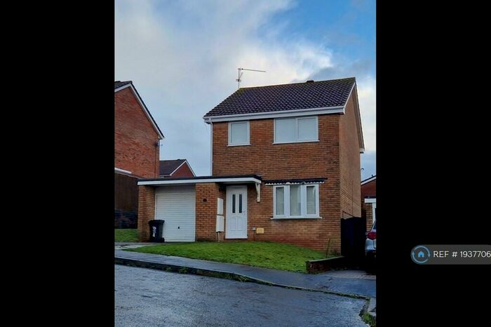 3 Bedroom Detached House To Rent In Box Tree Close, Caerleon, Newport, NP18