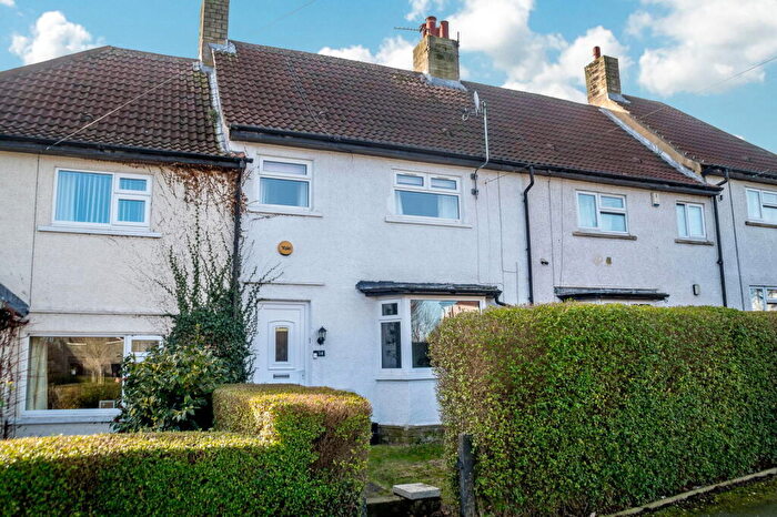 3 Bedroom Terraced House For Sale In Vale Close, Almondbury, Huddersfield, HD5