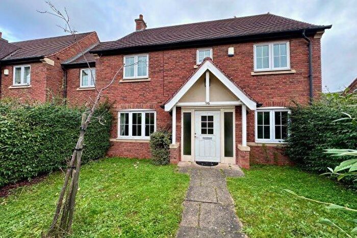 4 Bedroom Link Detached House To Rent In Highland Drive, Loughborough, LE11