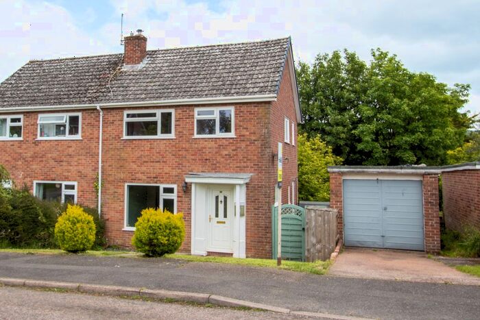 3 Bedroom Semi-Detached House For Sale In Grandisson Drive, Ottery St. Mary, EX11