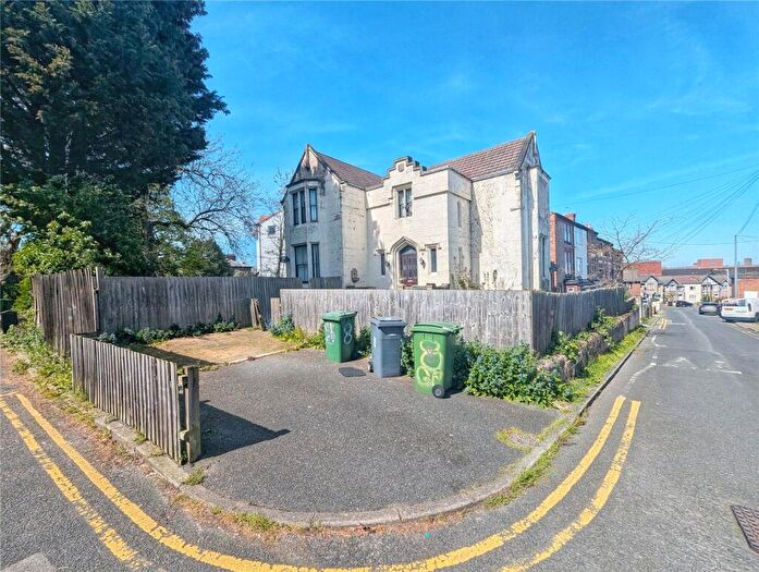 4 Bedroom Detached House For Sale In Lowwood Road, Birkenhead, Merseyside, CH41
