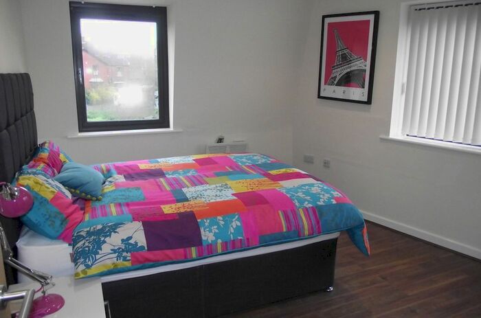 1 Bedroom Flat To Rent In Mayberry Place, Rumbow, Halesowen, West Midlands, B63