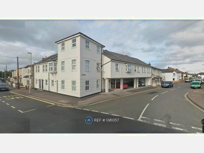 1 Bedroom Flat To Rent In Brougham Street, Gosport, PO12