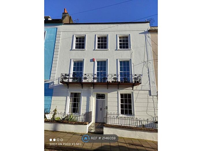 1 Bedroom Flat To Rent In Clifton, Bristol, BS8