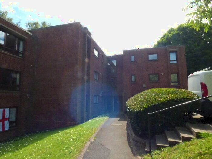 1 Bedroom Flat To Rent In Woodfield Close, Sutton Coldfield, West Midlands, B74