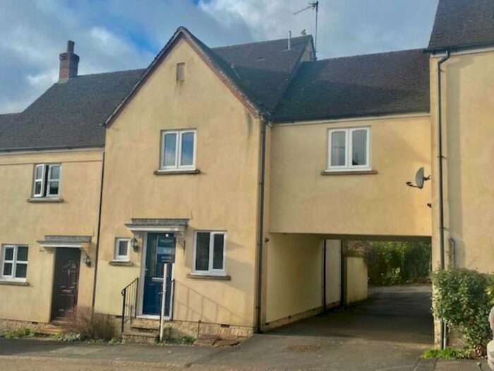 3 Bedroom House To Rent In Tolbury Mill, Bruton, BA10